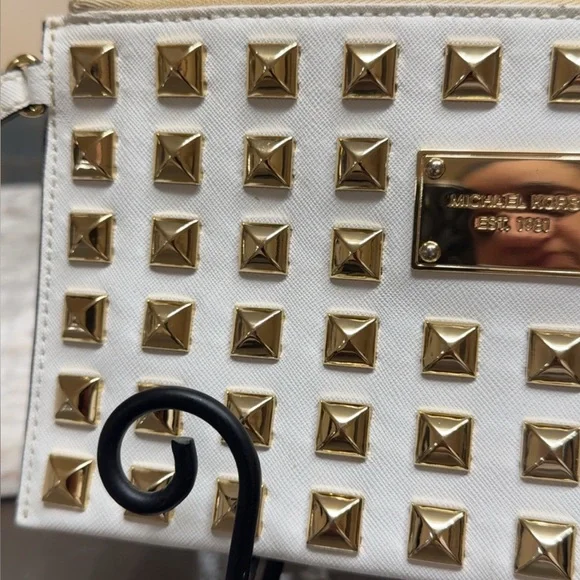 Michael Kors White and Gold Studded Large Clutch Wristlet Wallet AUTHENTIC - Picture 5 of 8